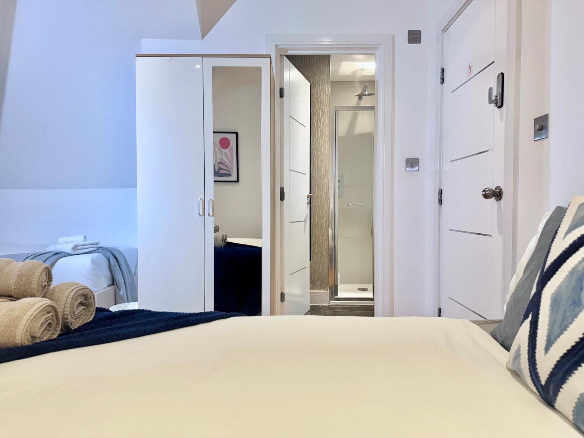 En-Suites With Free Parking 30Min To Central Λονδίνο Εξωτερικό φωτογραφία