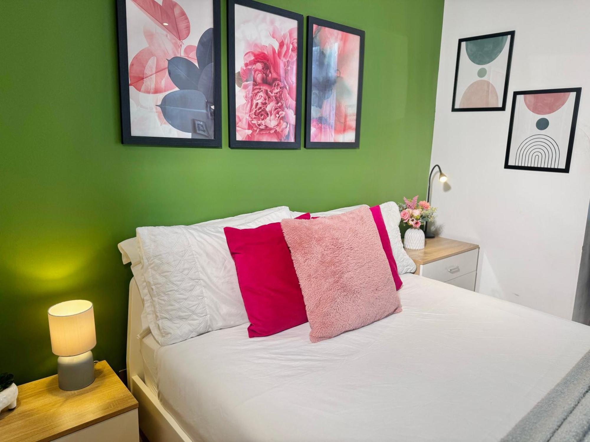 En-Suites With Free Parking 30Min To Central Λονδίνο Εξωτερικό φωτογραφία