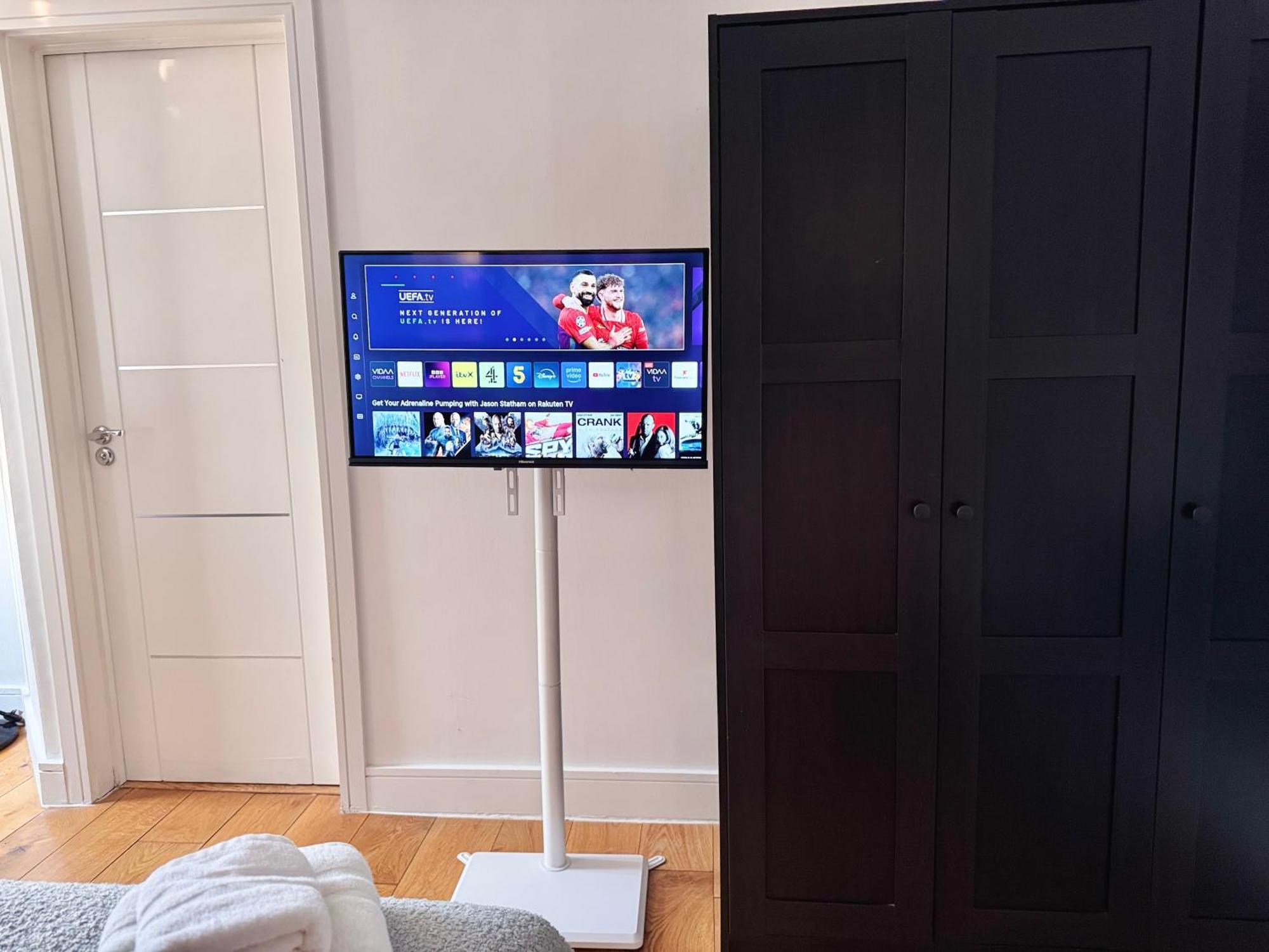 En-Suites With Free Parking 30Min To Central Λονδίνο Εξωτερικό φωτογραφία
