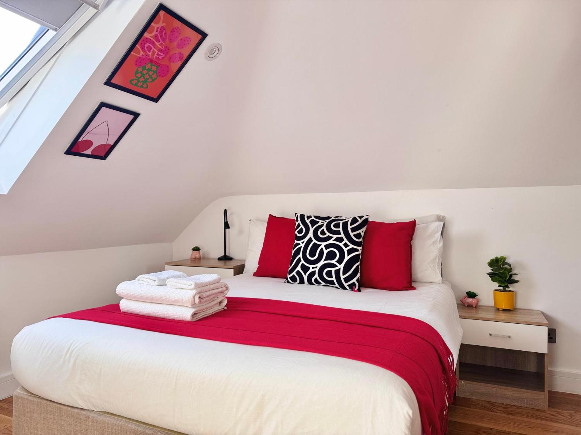 En-Suites With Free Parking 30Min To Central Λονδίνο Εξωτερικό φωτογραφία