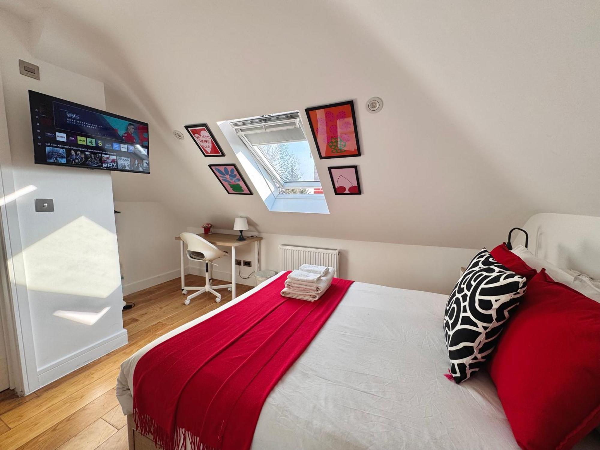 En-Suites With Free Parking 30Min To Central Λονδίνο Εξωτερικό φωτογραφία
