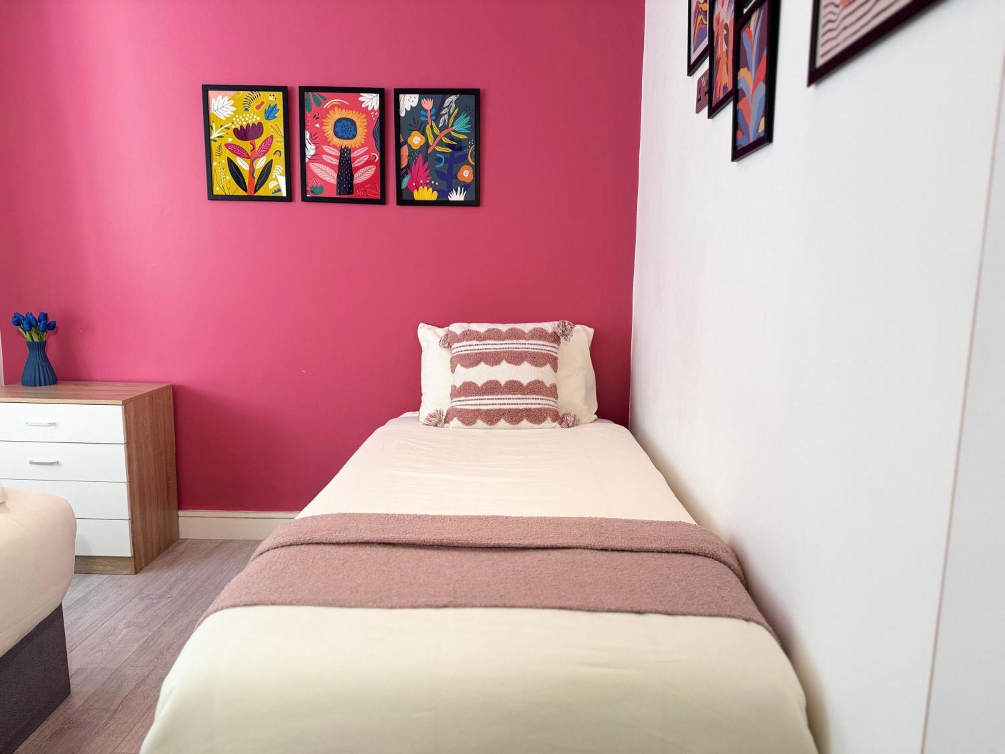 En-Suites With Free Parking 30Min To Central Λονδίνο Εξωτερικό φωτογραφία
