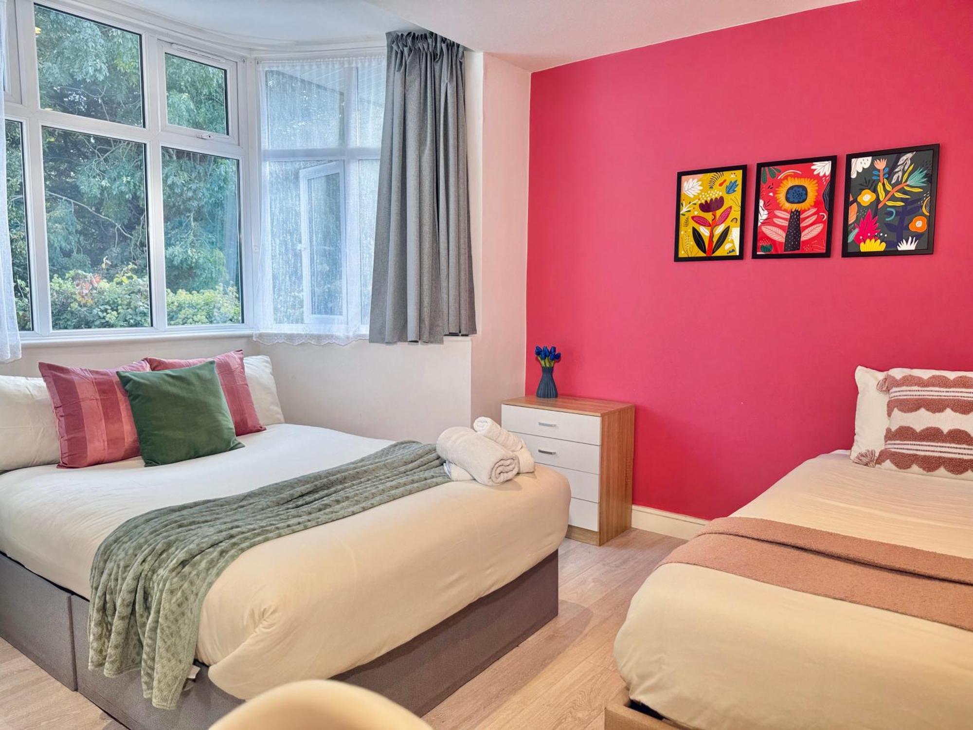 En-Suites With Free Parking 30Min To Central Λονδίνο Εξωτερικό φωτογραφία